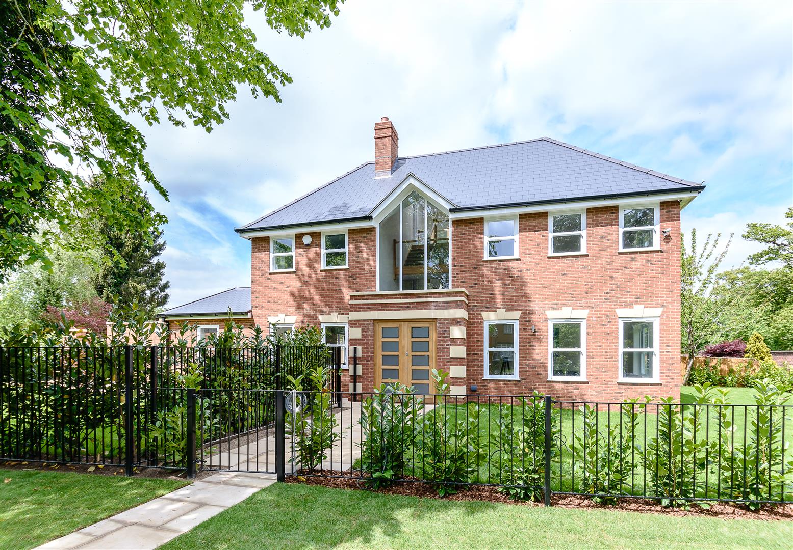 6 bedroom House for sale in Hadley Wood