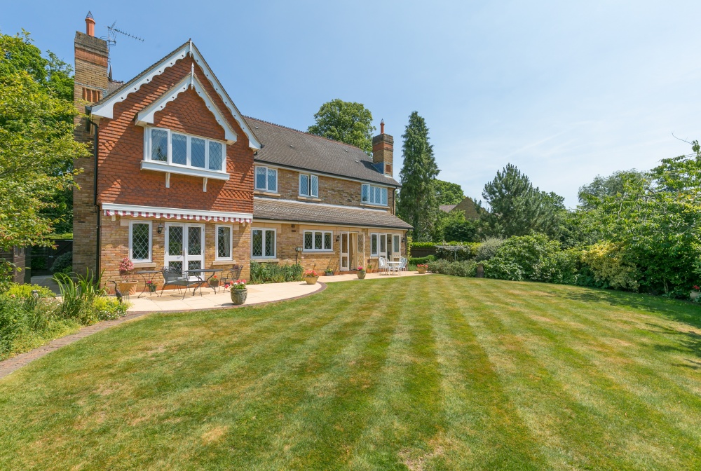 5 bedroom House for sale in Berkhamsted